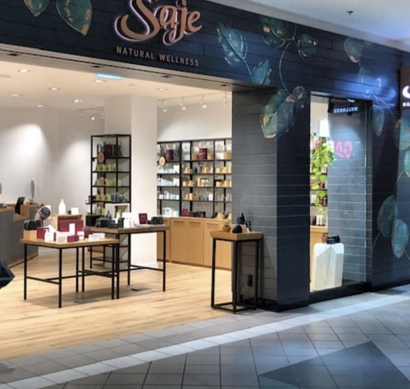 custom-retail-product-display-cabinets