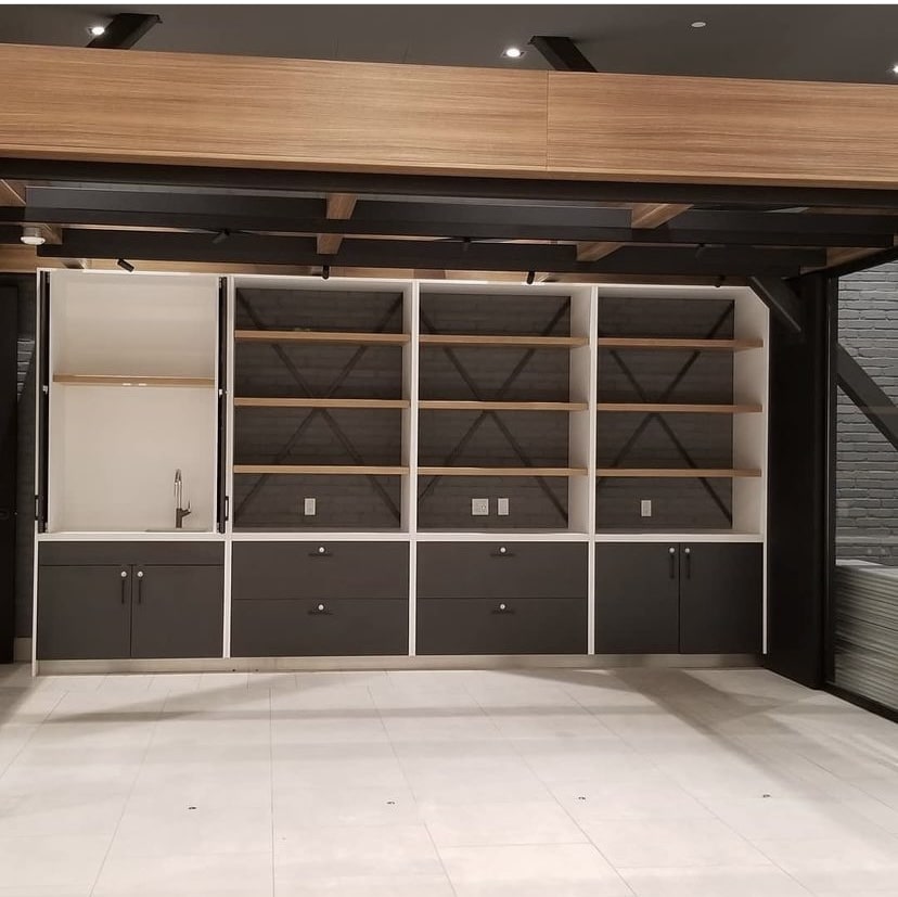 custom-Retail-cabinets-2